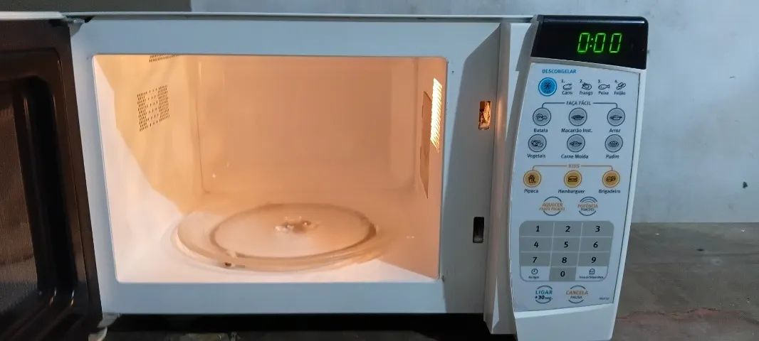 Microondas eletrolux 22 litros - Foto 3