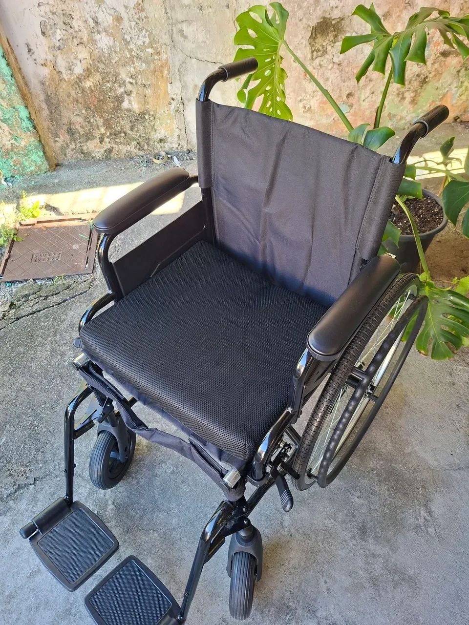 Cadeira de rodas - PROMOÇÃO  - Foto 3