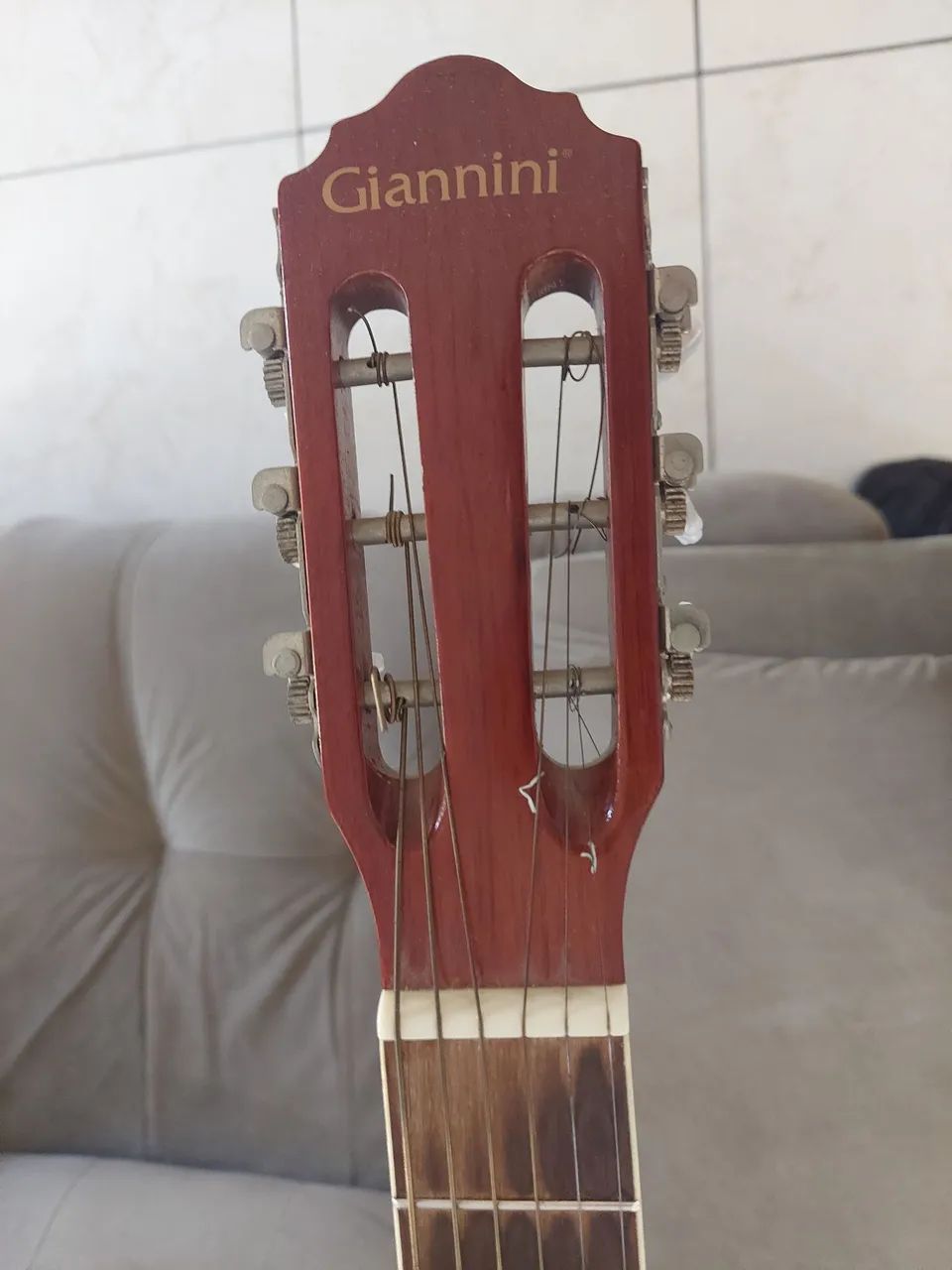Violão Gianini gs 15 com capa e suporte - Foto 4