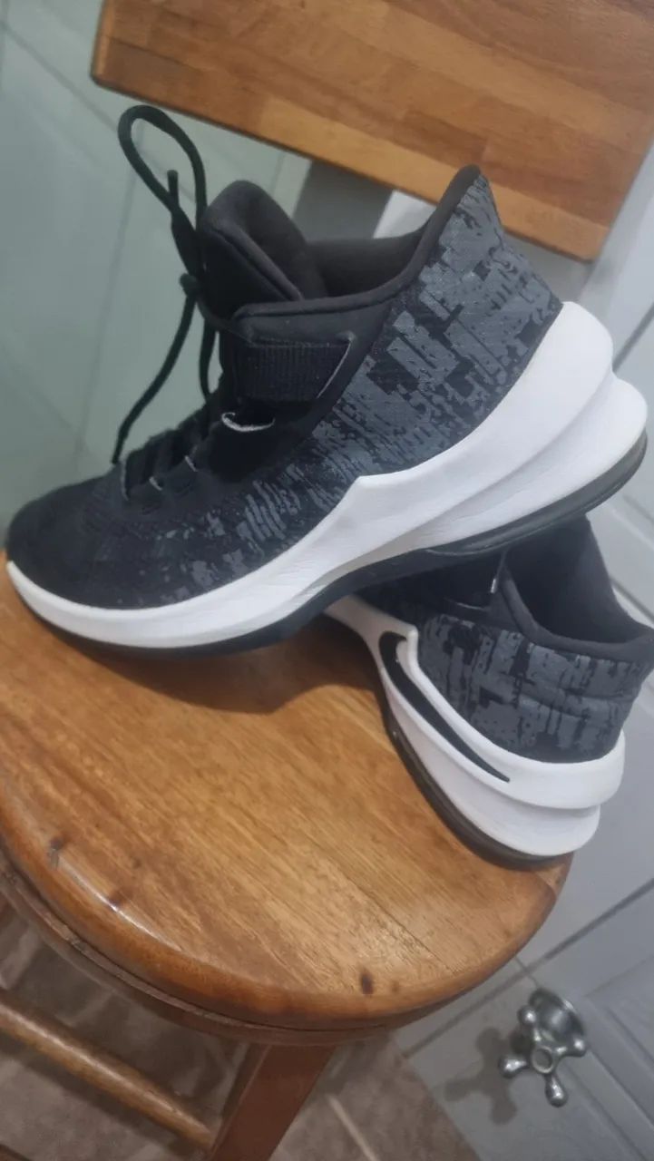 Nike - Air MAX Infuriate 2 Mid - Foto 2