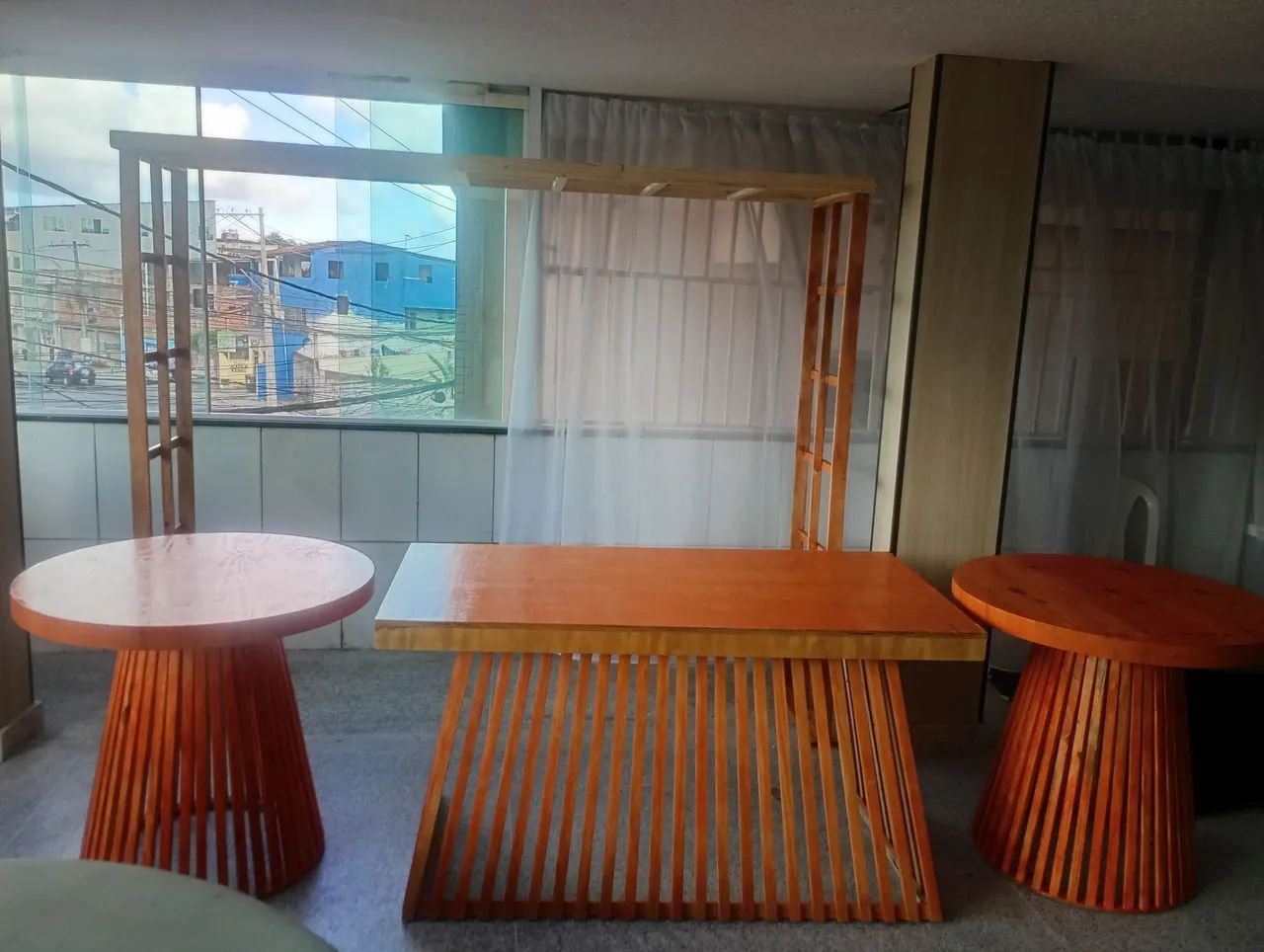 Mesa Ripada Retangular para Decoração de Festas - 1,60m<br>Mesa Retangular Ripada - Foto 3