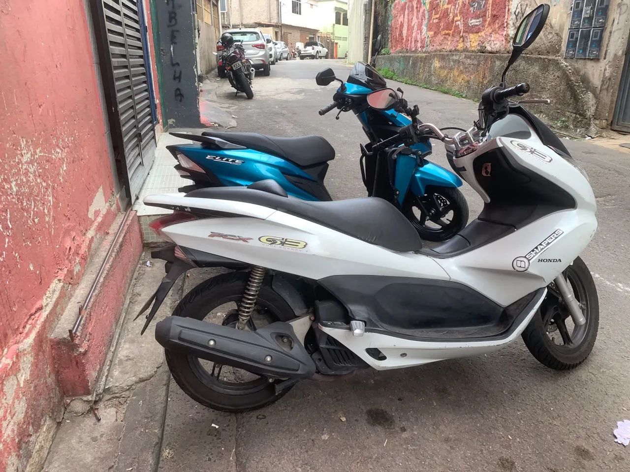 PCX Dlx - Foto 3