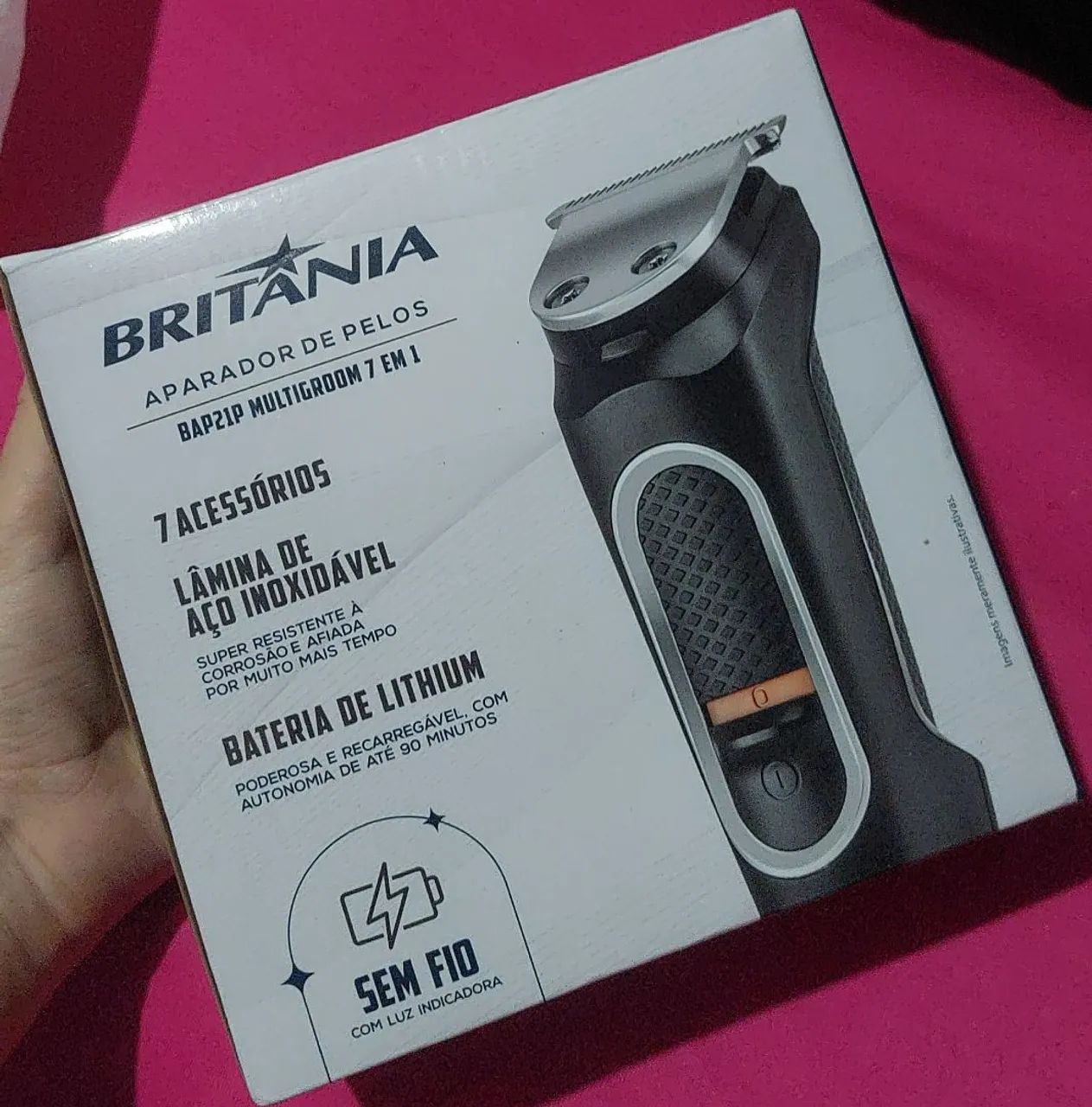 Aparador de Pelos Britânia MultiGroom 7 em 1.