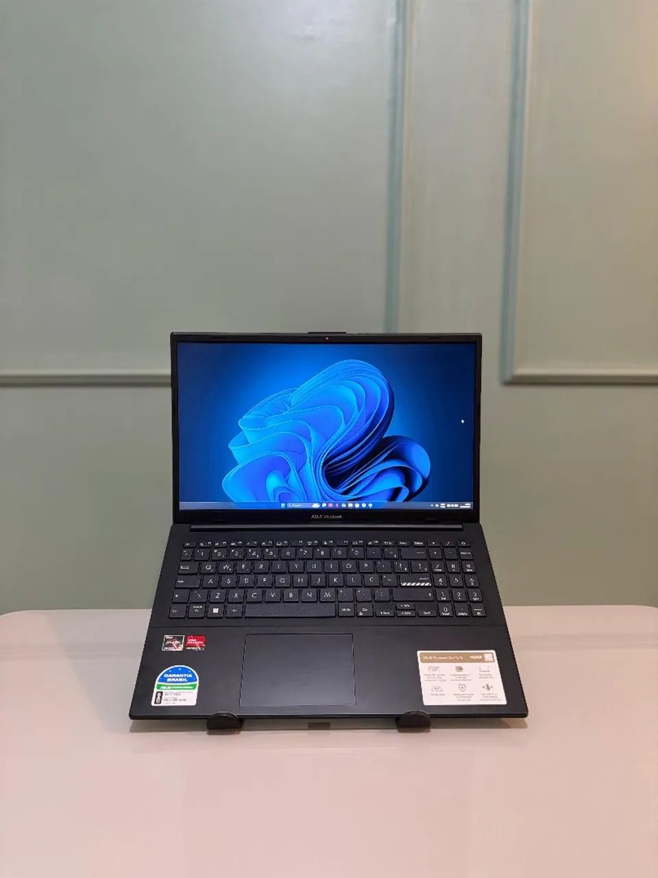 Asus VivoBook Ryzen 5