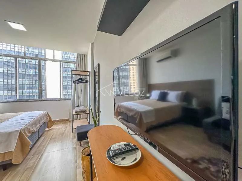 Kitnet/Conjugado : / Residencial / Centro