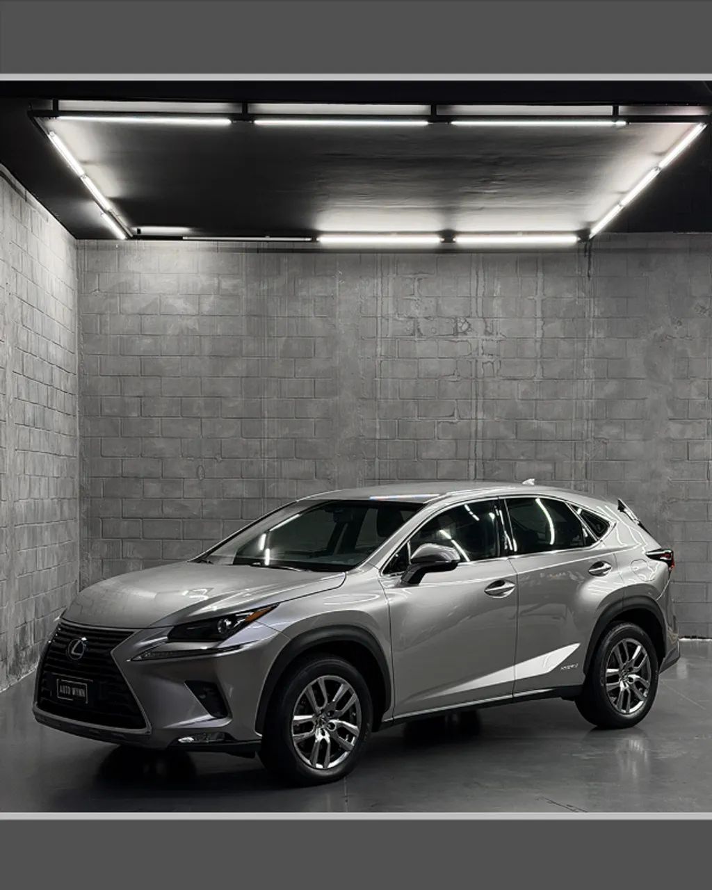 Lexus Nx-300 NX-300h Dynamic 4x4 2.5 16V Aut. (Híb.) 2019