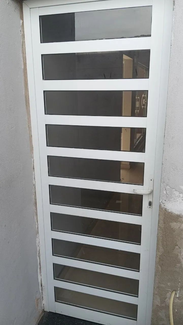 Porta de alumínio 80cm