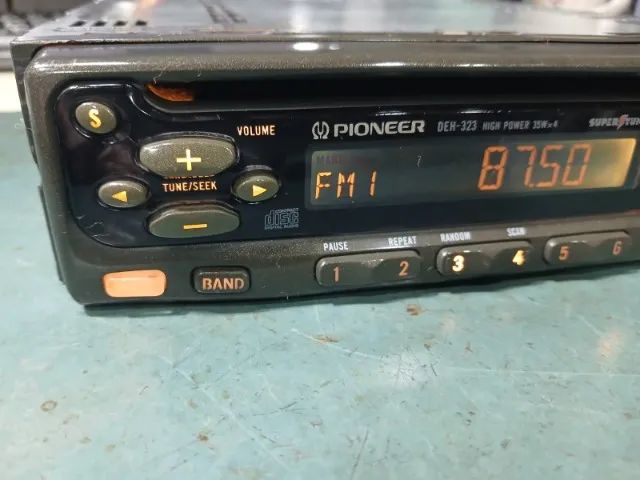 Radio Pioneer DEH-323 Com Bluetooth