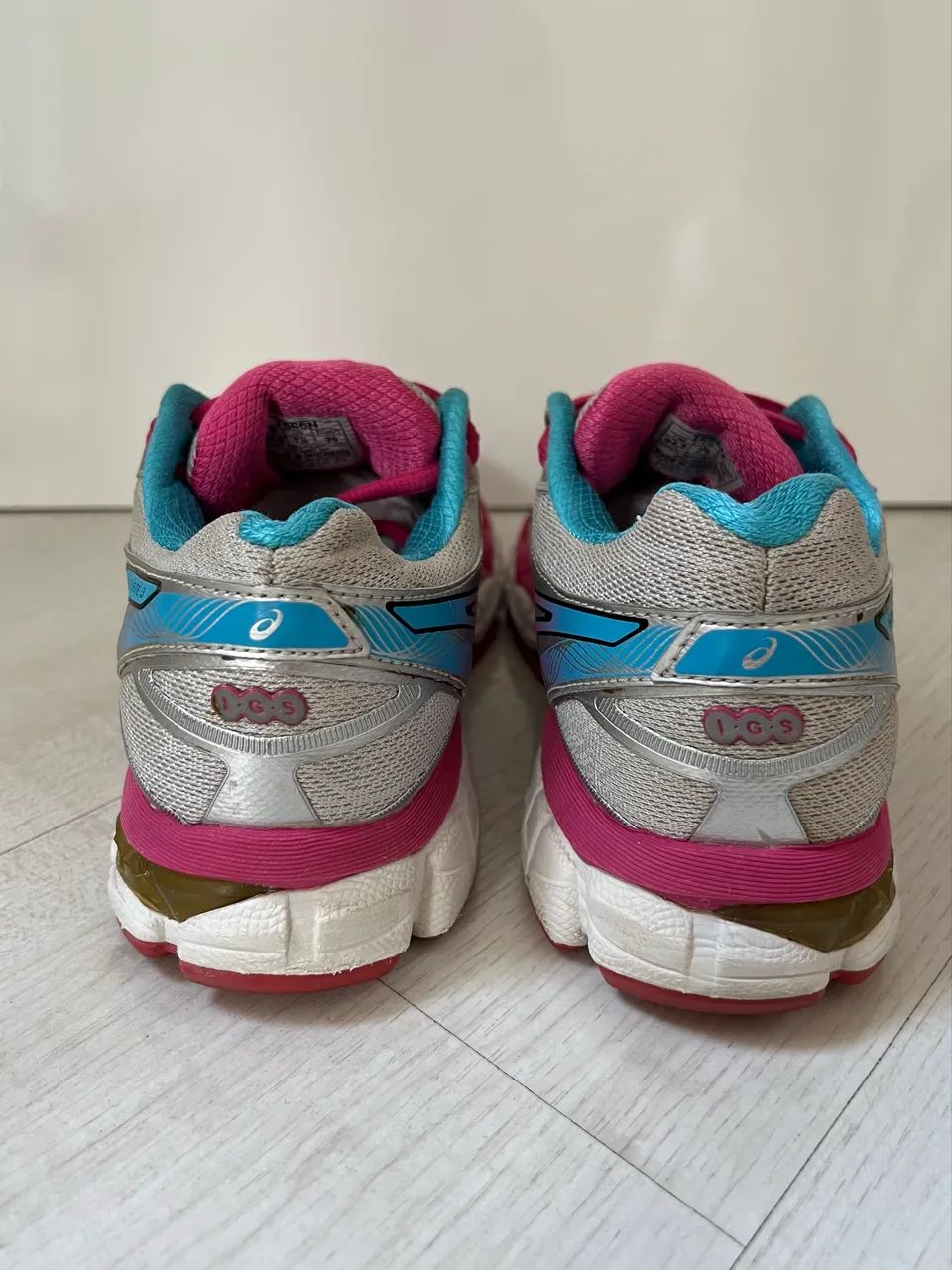 Tênis asics feminino - Foto 5