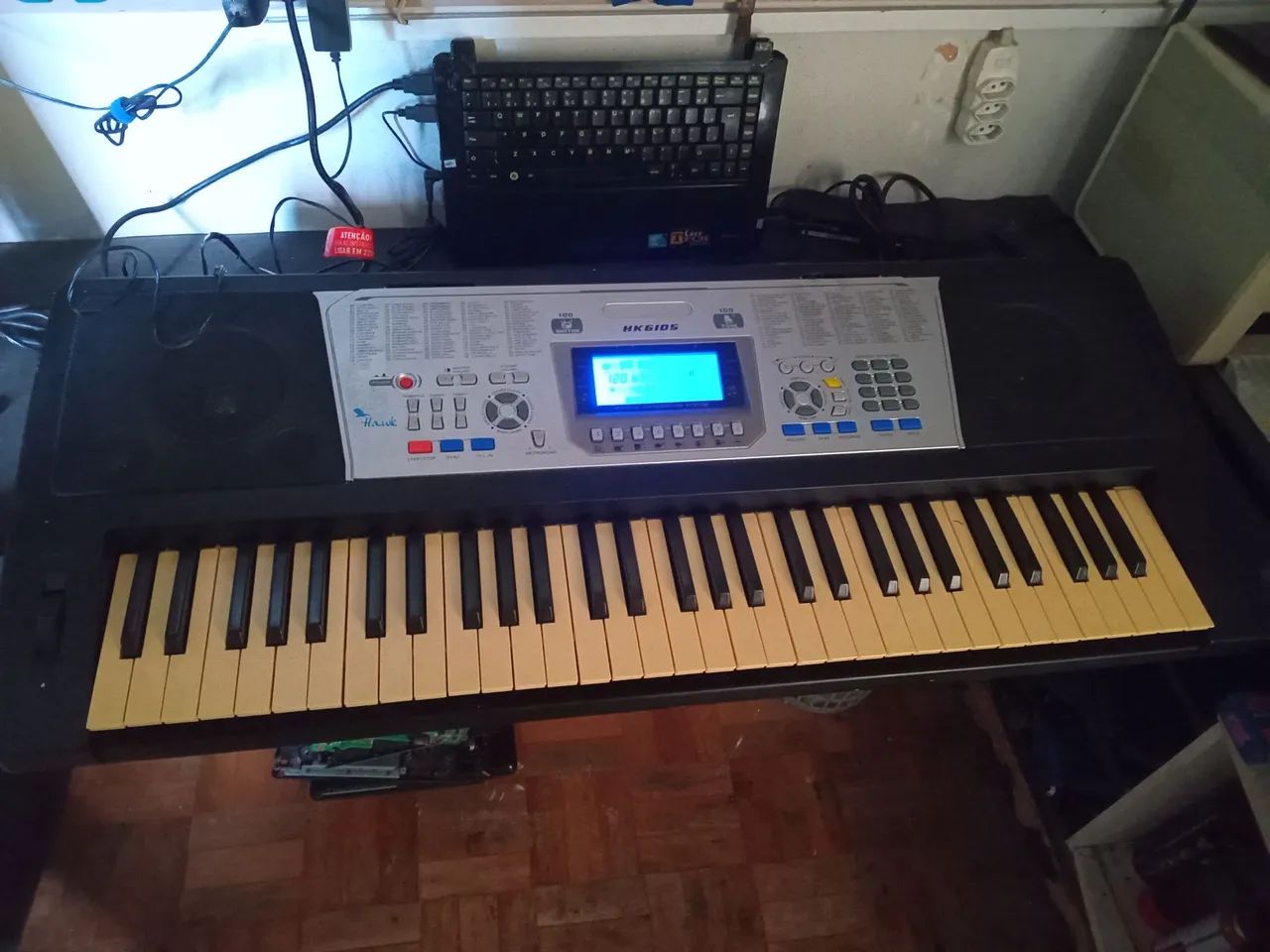 Teclado Musical Hawk HK6105 