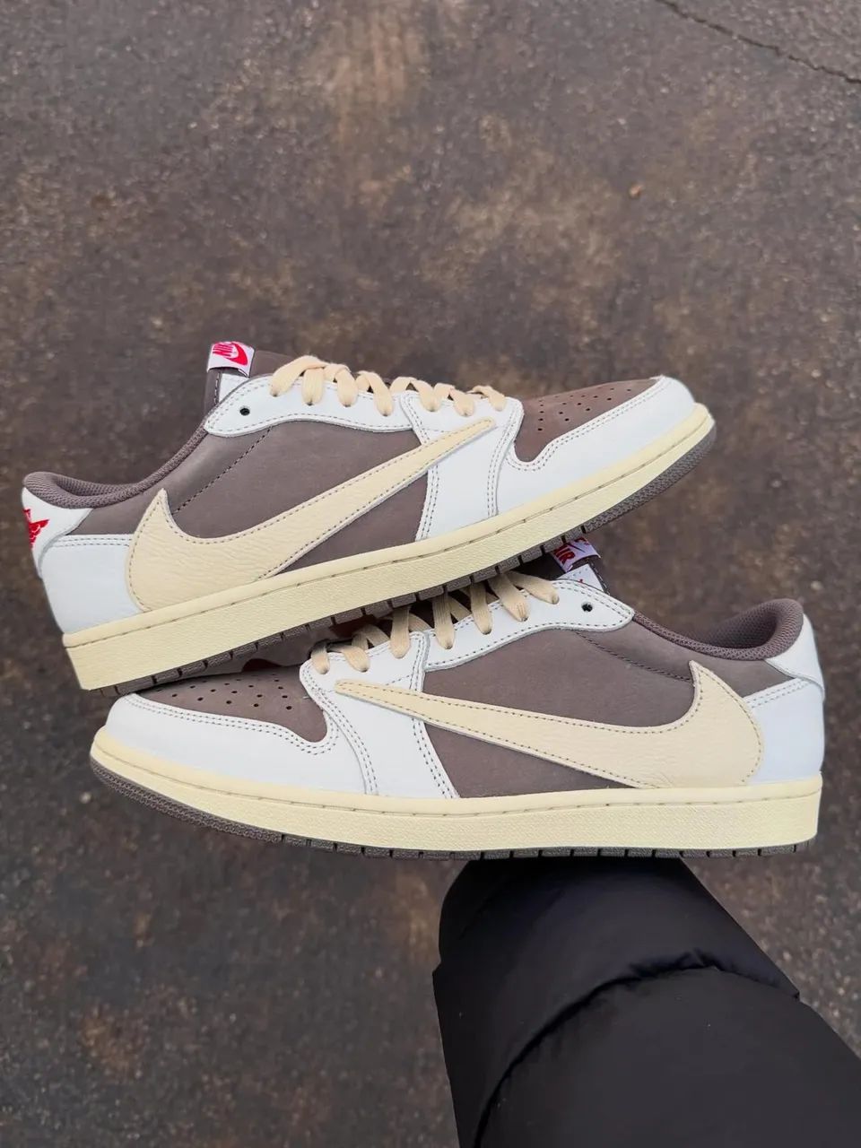 Tênis Jordan Travis Scott reverse mocha TAM 41 - Foto 3