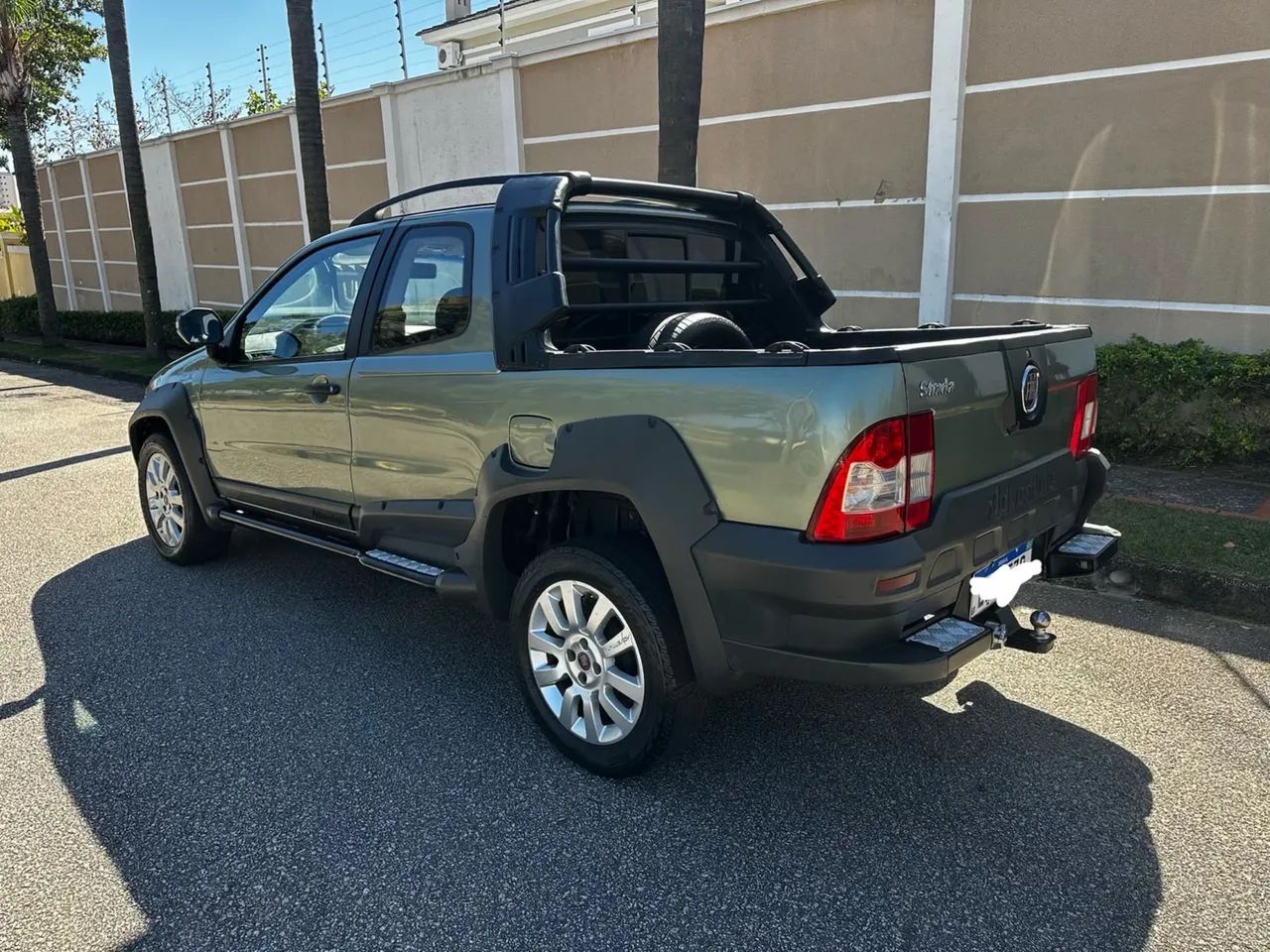 Fiat Strada Adventure1.8/ 1.8 Locker Flex CD 2012 - Foto 2