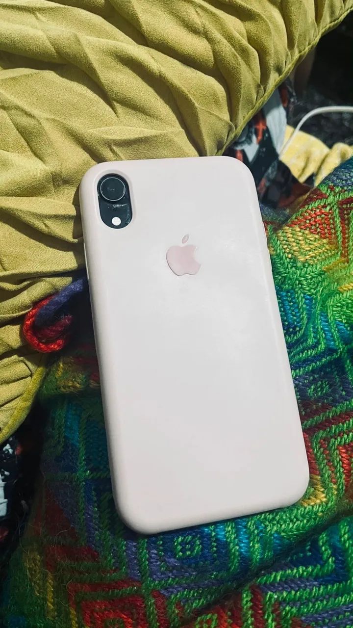 IPHONE XR - Foto 3