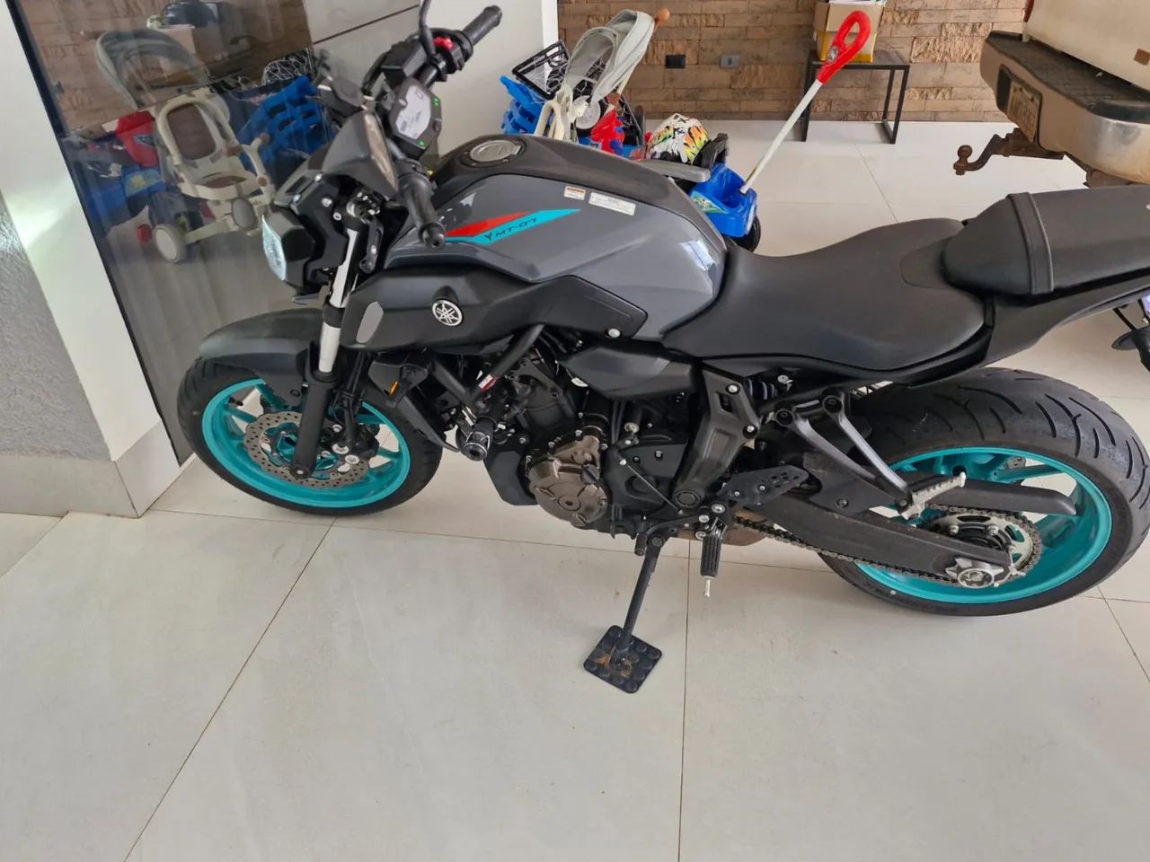 Yamaha MT07 2024 cinza - Foto 5