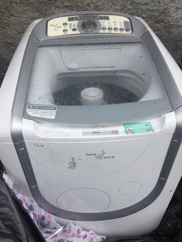 Máquina de lavar com defeito