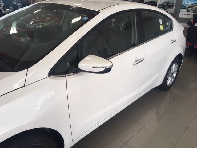 KIA CERATO 1.6 SX 16V FLEX 4P 2018 - Foto 3