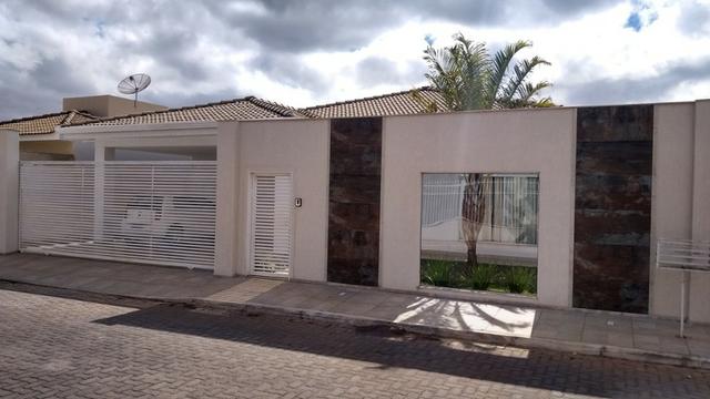 Samuel Pereira oferece: Casa RK 4 Suites Centauros Sobradinho Moderna Fino Acabamento