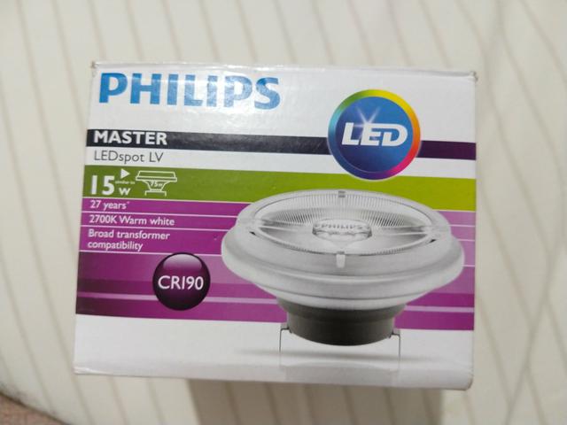 Lâmpada Philips master ledspot ARlll 12 volts 15 watts