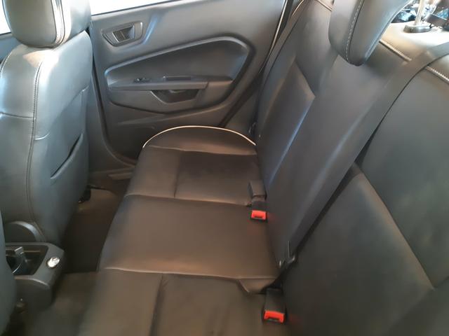 Ford New Fiesta Sedan SE 1.6 - Foto 8