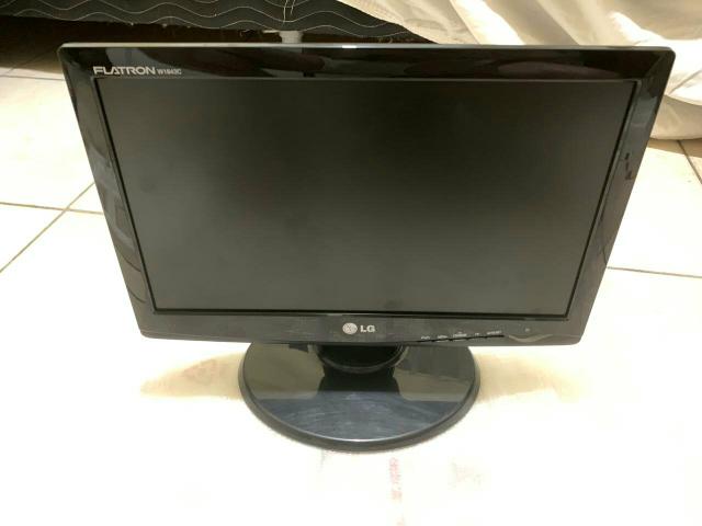 Monitor LG Flatron 15,6"
