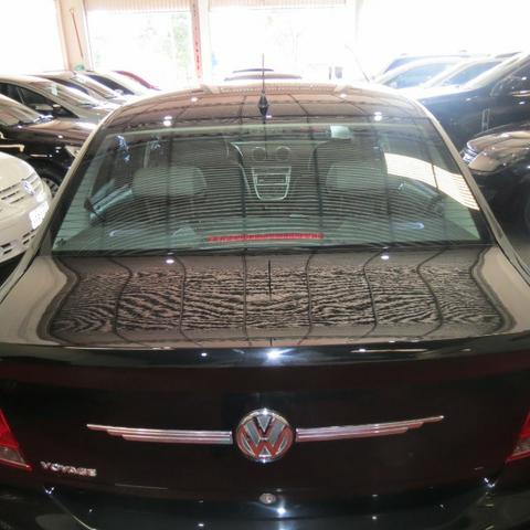 VW / Voyage 1.0 2011/2011 completo único dono! - Foto 18