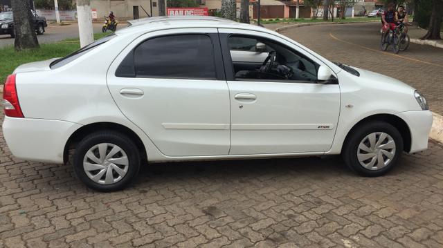 Toyota Etios sedan 1.5 XS