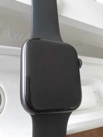 Apple Watch Series 4 44MM GPS - sport band PRETO - Foto 4