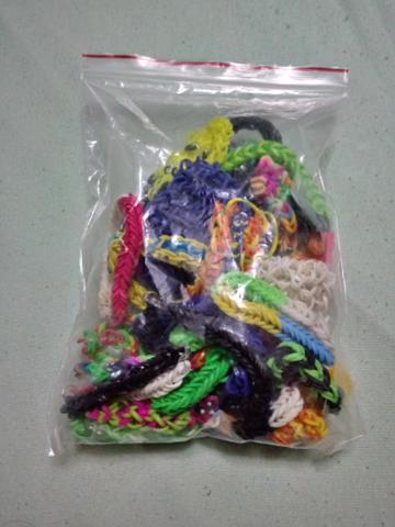 Vendo kit completo de elasticos para pulseiras - Foto 3
