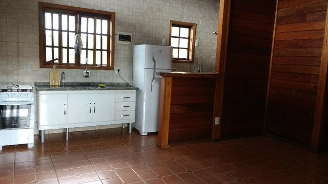 Duas Casas de 2 quartos com água e luz independentes e jardim em terreno de 1000m2 - Foto 13