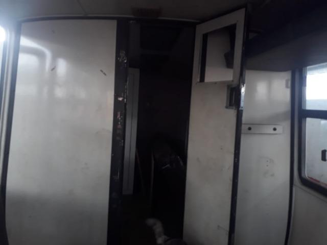 Vendo ou troco micro onibus - Foto 2