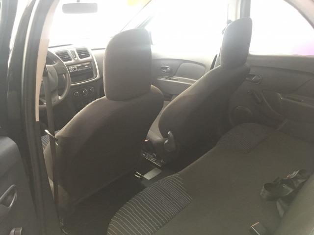 Renault Logan - Foto 6
