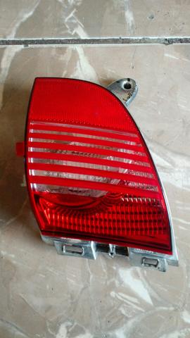 Lanterna Traseira Parachoque Direita Peugeot 208