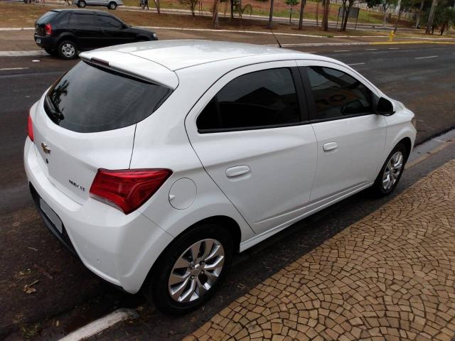 ONIX 2016/2017 1.4 MPFI LT 8V FLEX 4P MANUAL - Foto 3