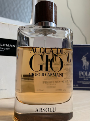 giorgio armani perfume