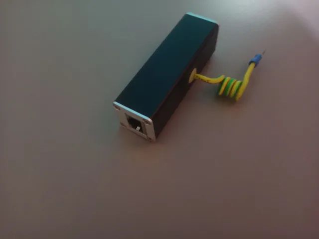 Protetor de surto para rede RJ45 Protege de raios e descargas atmosféricas