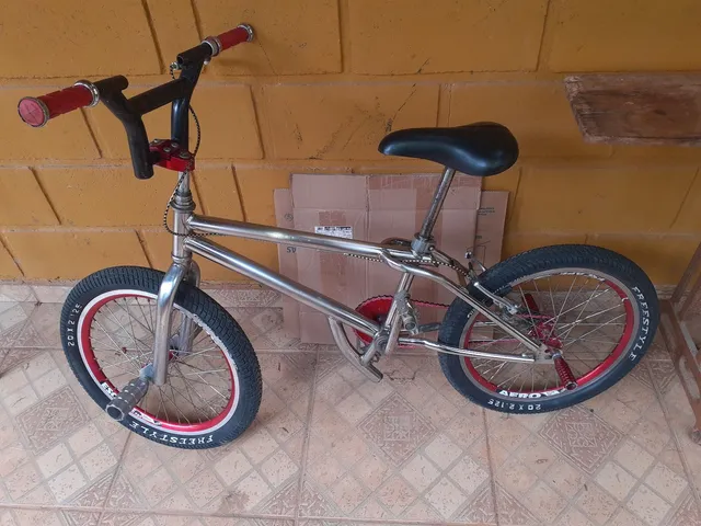 Bicicleta discount cromada gt