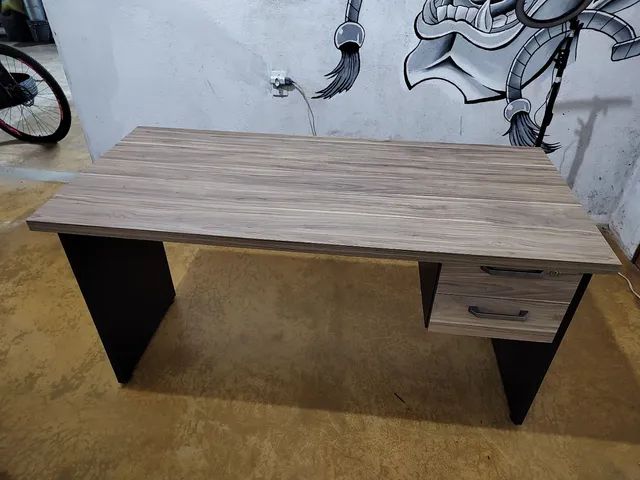 Vendo mesa 1,30x60cm Ariquemes 