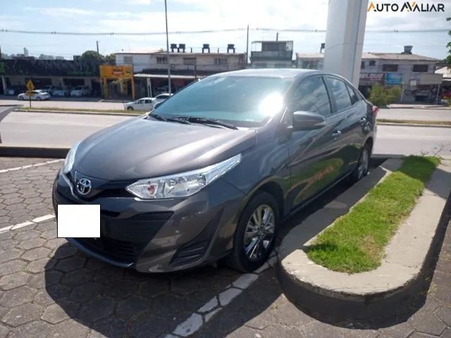 Yaris 1.5 Sedan XL Plus Connect Multidrive com 18 km rodados - Falar com Jasmine
