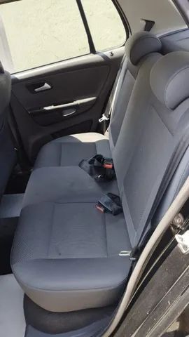 VolksWagen Fox 1.0 Flex ano 2011 - Foto 7