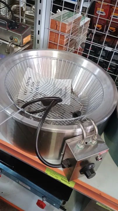 Fritadeira elétrica 7 Litros