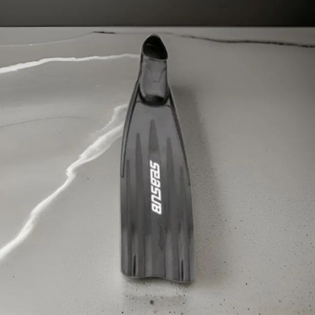 Nadadeira masculina n° 44 Seasub Extreme Velox - Original - PRO (excelente estado) - SP - Foto 3