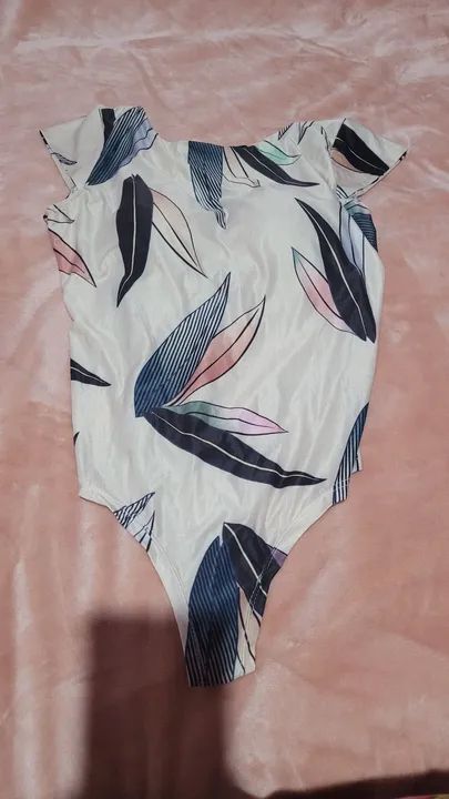 Body estampado floral