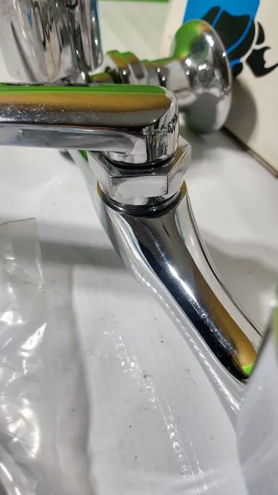 Aparelho Torneira Pia de Parede Deca com Bica Alta e Reta - Foto 4