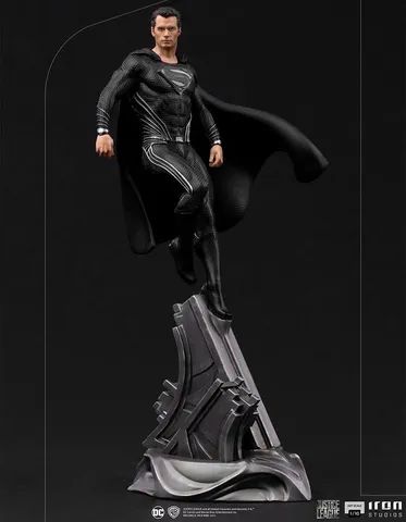Estátua Superman Black Suit - Justice League - Art Scale 1/10 - Iron Studios