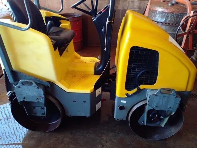 ROLO COMPACTADOR RD12 (1200KG)