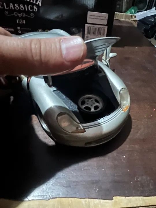 Porsche Boxster 1:18 Maisto - Foto 5