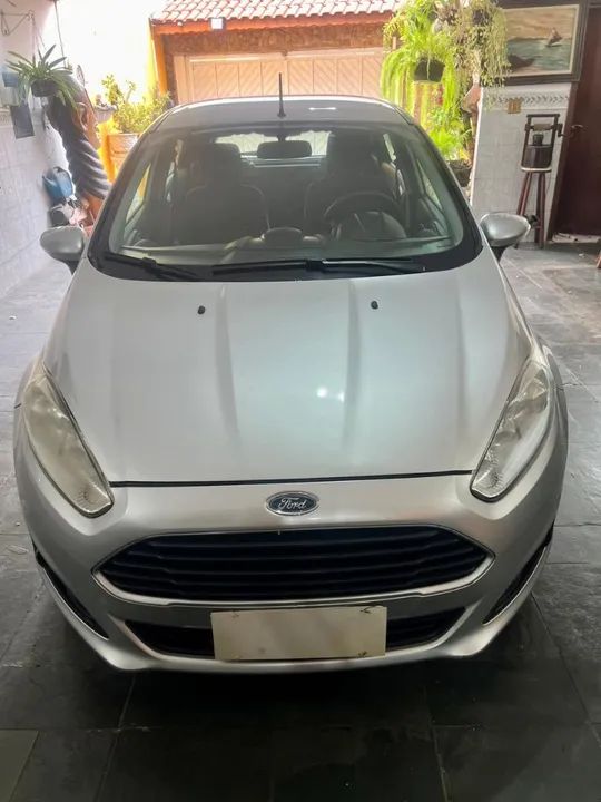Ford Fiesta  1.6 16v AUT 2015 Prata    * Único Dono  *