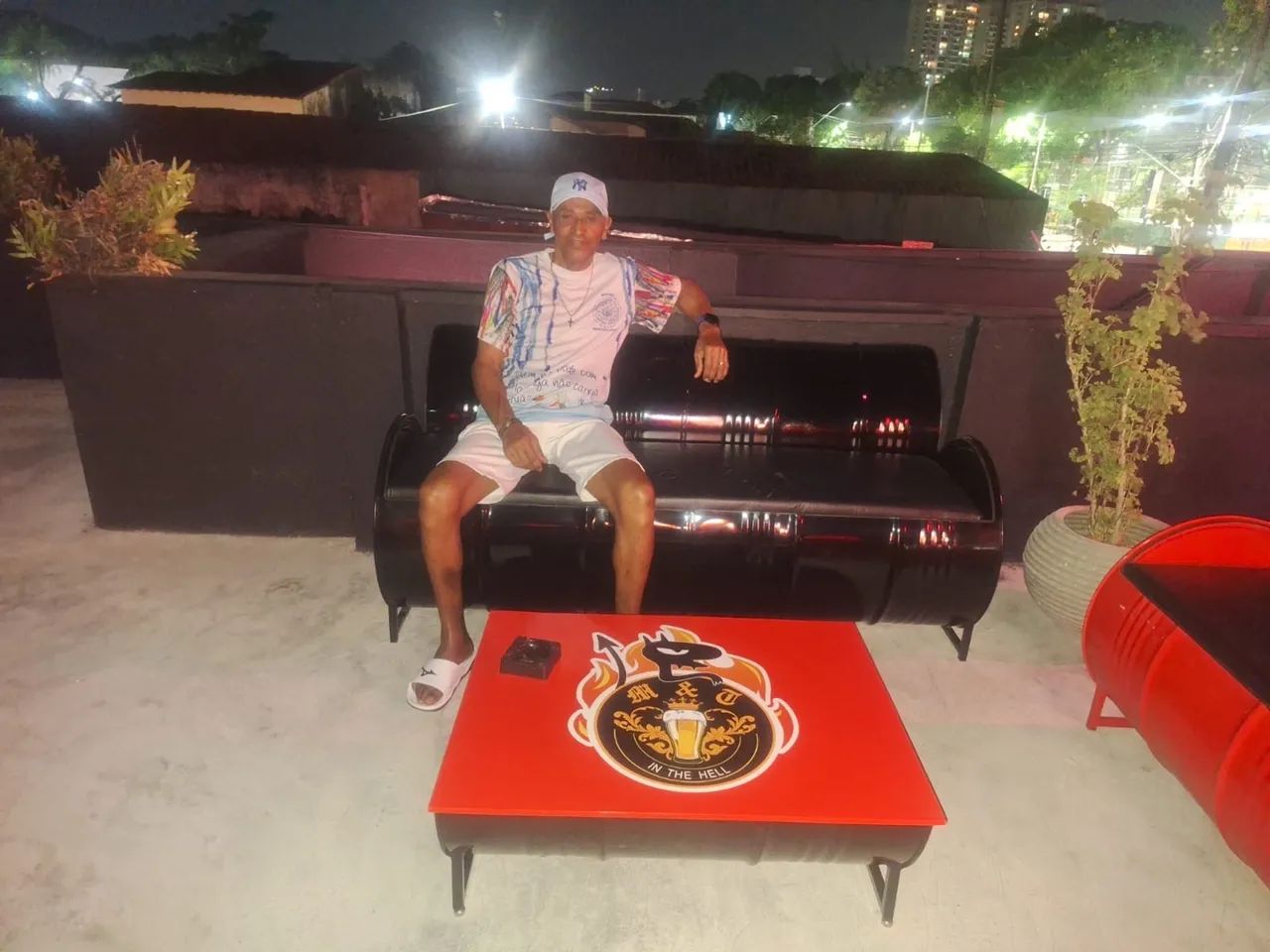 Sofá de 4 lugares / tambor/ tonel/ barril - Foto 3