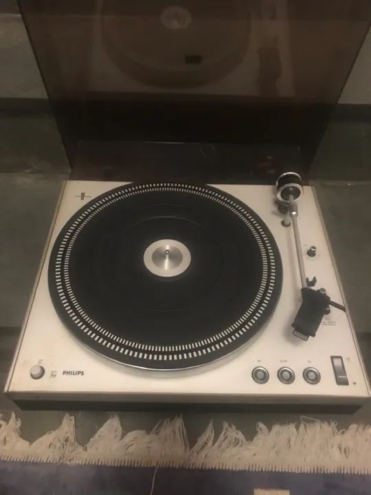 Vitrola Toca Discos Philips GA132