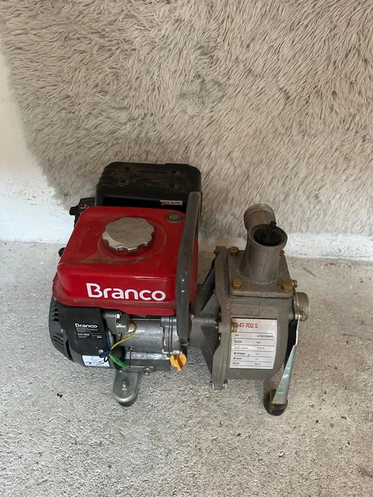 Motor Branco a gasolina 